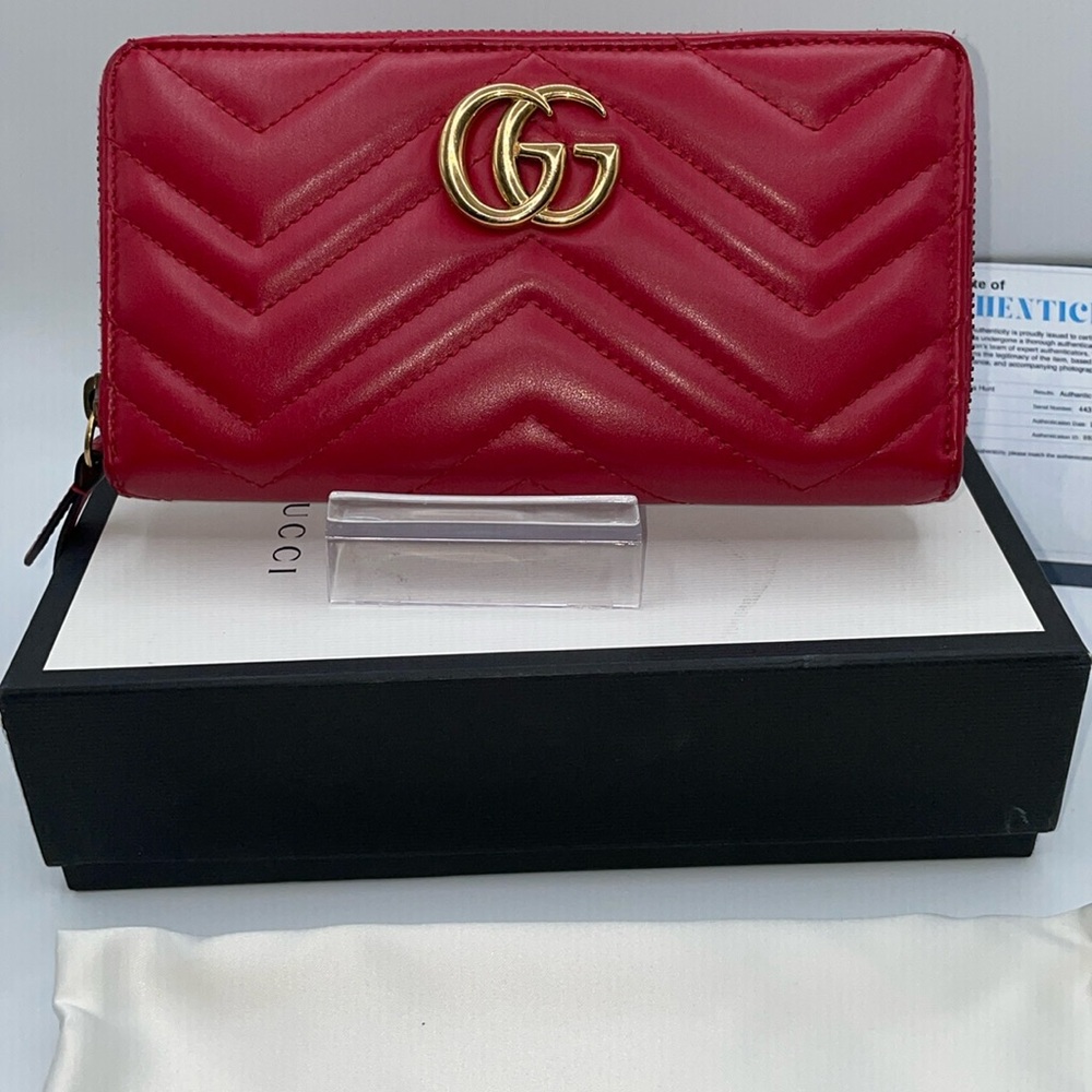 Gucci Chevron Quilted GG Marmont Wallet Long Calfskin Leather Red